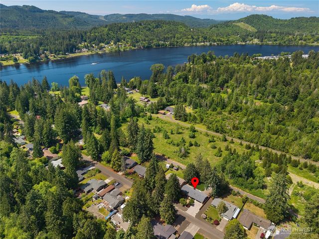 4104 SW 60th AVE, Olympia, WA 98512