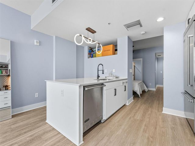 1120 E KENNEDY BOULEVARD 1225, Tampa, FL 33602