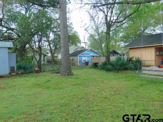 717 Dallas, Jacksonville, TX 75766