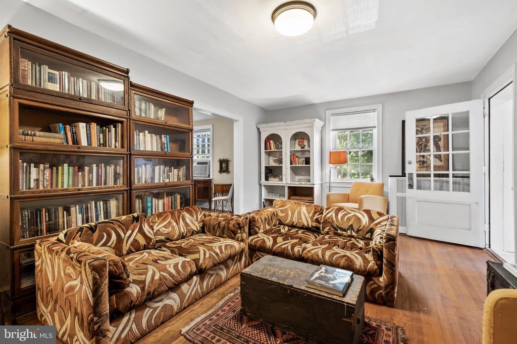 39 SABINE AVE, NARBERTH, PA 19072 — photo 2