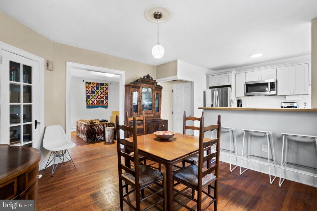 39 SABINE AVE, NARBERTH, PA 19072 — photo 3
