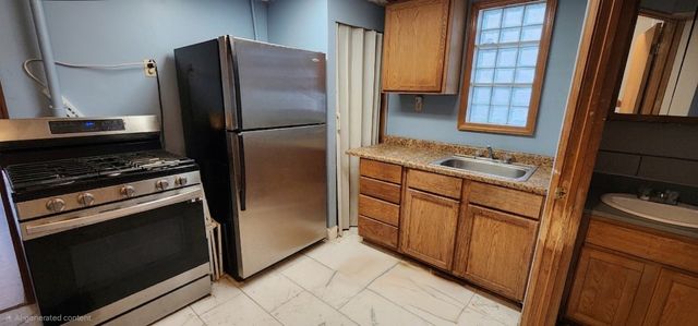 4051 S Campbell Street, Chicago, IL 60632