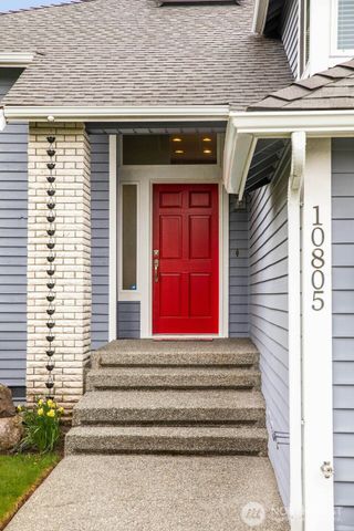 10805 52nd Place W, Mukilteo, WA 98275
