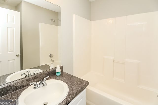 1579 Isleworth Circle, College Park, GA 30349