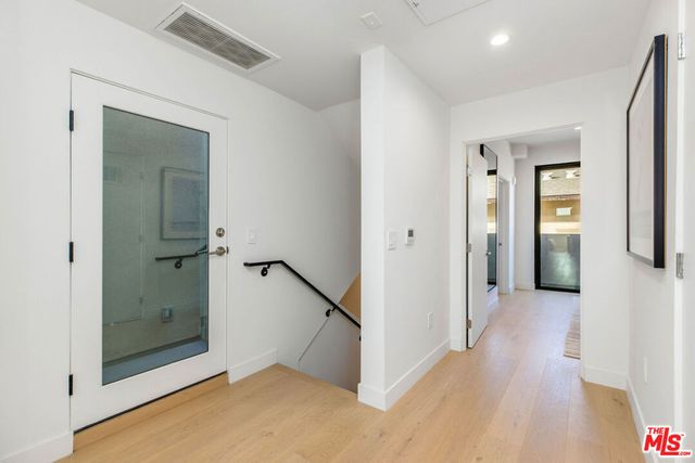 3808 College Avenue 3, Culver City, CA 90232