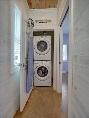 318 S Station St 3, Port Aransas, TX 78373