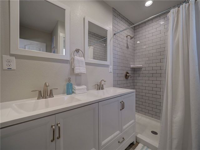 318 S Station St 3, Port Aransas, TX 78373
