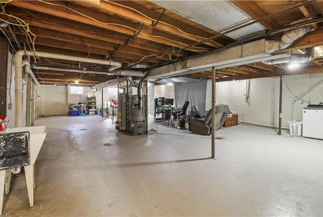 404 SW 21st Street, Blue Springs, MO 64015