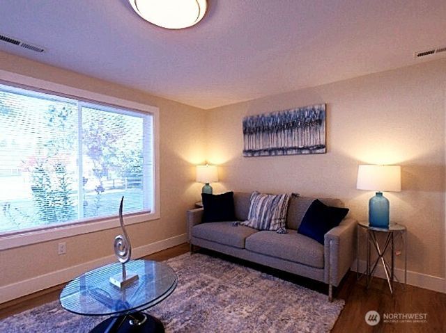 23004 52nd Avenue W, Mountlake Terrace, WA 98043