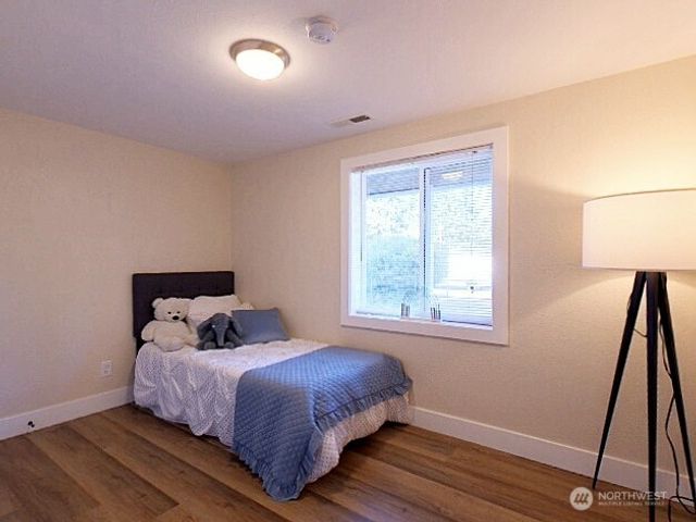 23004 52nd Avenue W, Mountlake Terrace, WA 98043