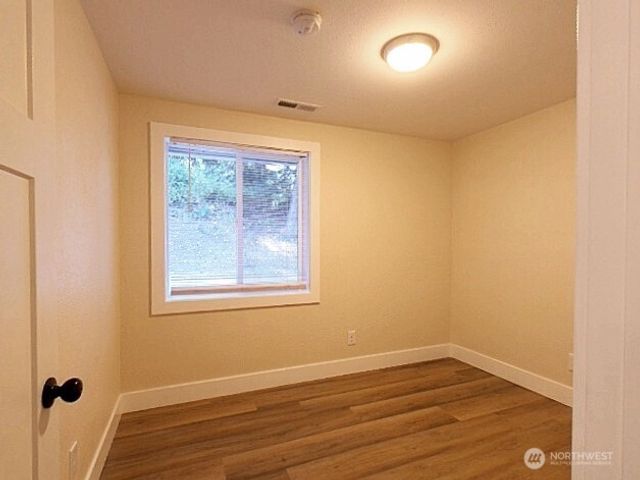 23004 52nd Avenue W, Mountlake Terrace, WA 98043