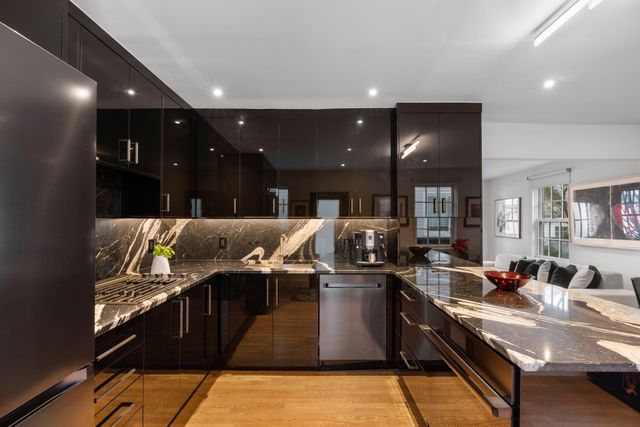 301 Broad Street Apt 1, Charleston, SC 29401