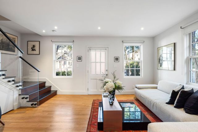301 Broad Street Apt 1, Charleston, SC 29401