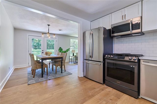 7204 Raytown Road, Raytown, MO 64133