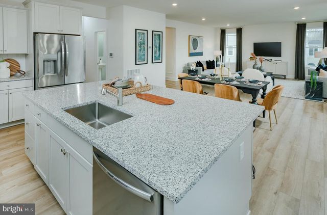 5434 NEWPORT CIR, White Plains, MD 20695