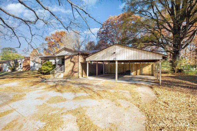805 Mount Olive Church Road, Newton, NC 28658