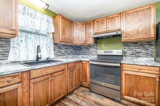 805 Mount Olive Church Road, Newton, NC 28658