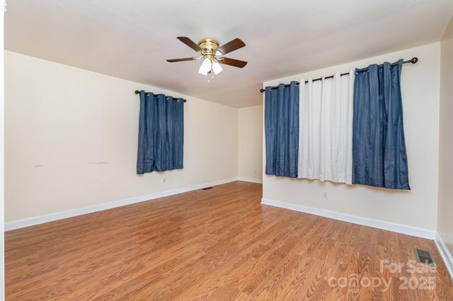 805 Mount Olive Church Road, Newton, NC 28658