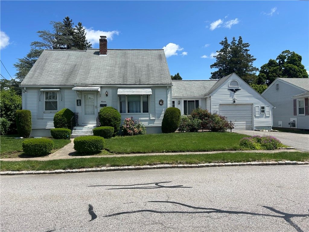 9 Linden Drive, West Warwick, RI 02893