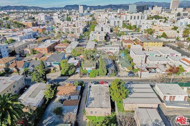 3030 W 12th Place, Los Angeles, CA 90006