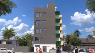 3030 W 12th Place, Los Angeles, CA 90006