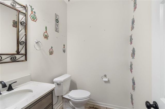 4007 Bennington Drive, St Joseph, MO 64506