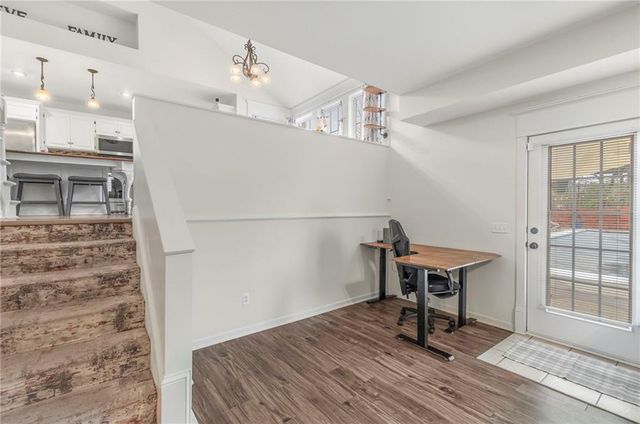 4007 Bennington Drive, St Joseph, MO 64506