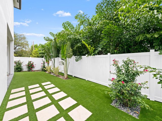 1421 SW 23rd Court, Fort Lauderdale, FL 33315