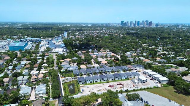 1421 SW 23rd Court, Fort Lauderdale, FL 33315