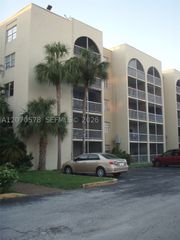 6980 NW 186th St 3-522, Hialeah, FL 33015