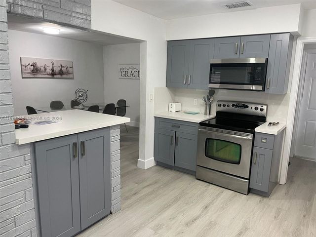 230 NE 2nd Pl, Dania Beach, FL 33004