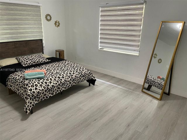 230 NE 2nd Pl, Dania Beach, FL 33004