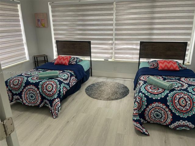 230 NE 2nd Pl, Dania Beach, FL 33004