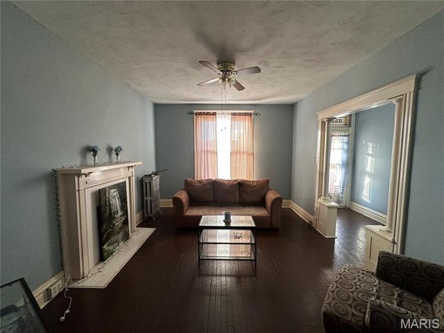 3624 N Taylor Avenue, St Louis, MO 63115