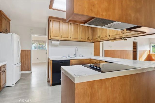 1736 Sumner, Claremont, CA 91711