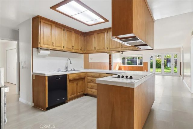 1736 Sumner, Claremont, CA 91711