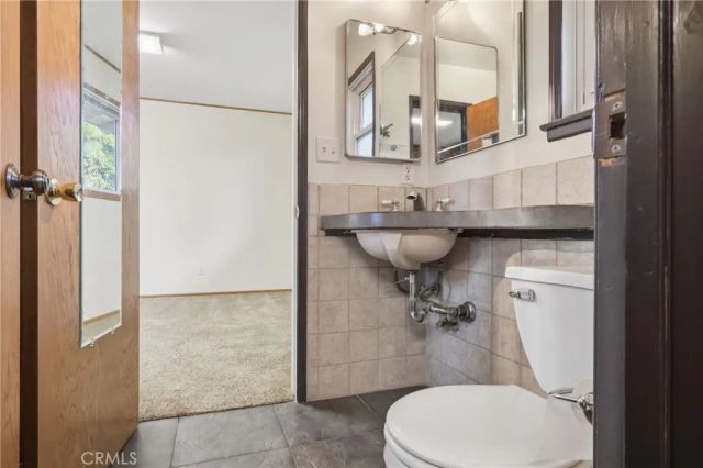 1736 Sumner, Claremont, CA 91711