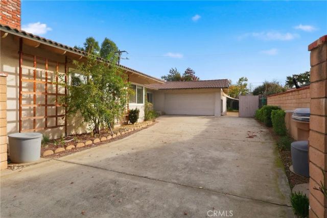 1736 Sumner, Claremont, CA 91711