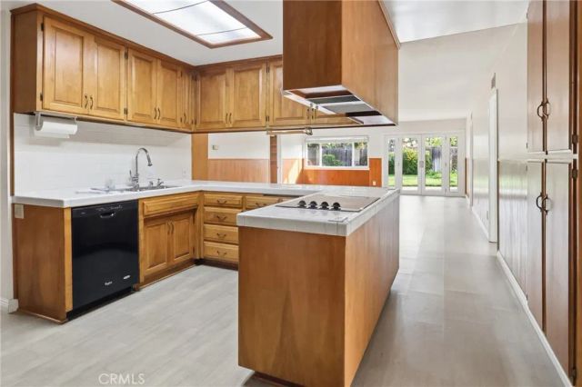 1736 Sumner, Claremont, CA 91711