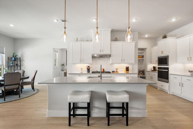 4550 Night Hawk Trail, Waxahachie, TX 75165
