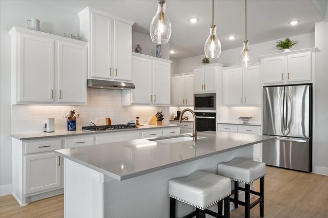 4550 Night Hawk Trail, Waxahachie, TX 75165