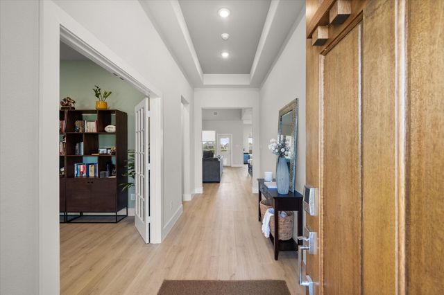4550 Night Hawk Trail, Waxahachie, TX 75165