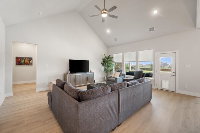 4550 Night Hawk Trail, Waxahachie, TX 75165