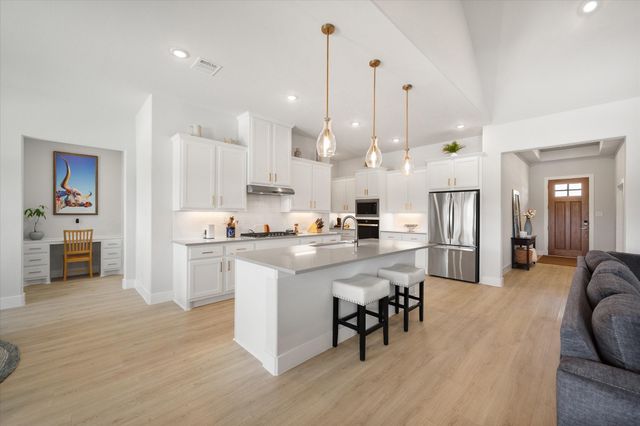 4550 Night Hawk Trail, Waxahachie, TX 75165