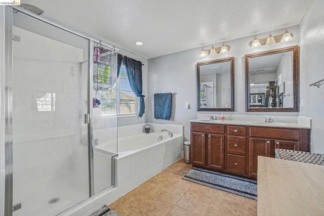 618 Poplar Ct, Oakley, CA 94561