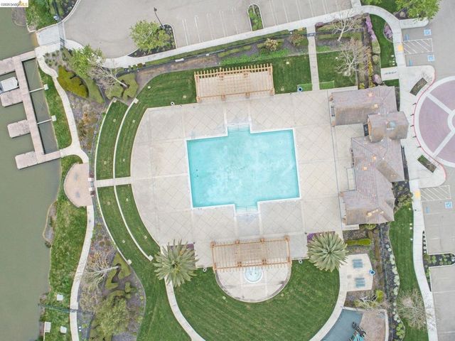 618 Poplar Ct, Oakley, CA 94561