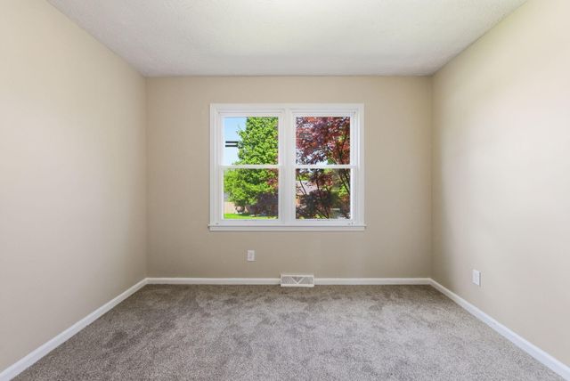 105 Robin Road, Nicholasville, KY 40356