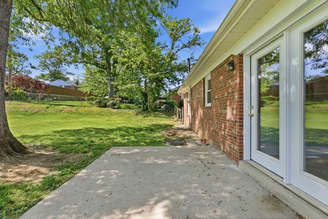 105 Robin Road, Nicholasville, KY 40356