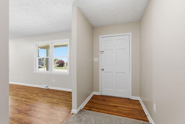 105 Robin Road, Nicholasville, KY 40356