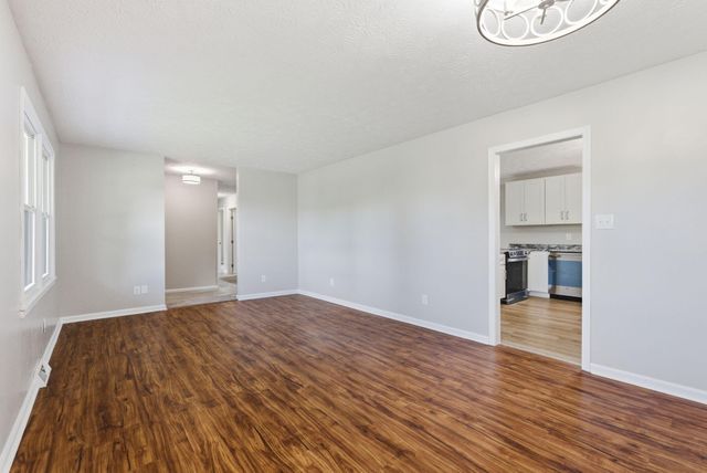 105 Robin Road, Nicholasville, KY 40356